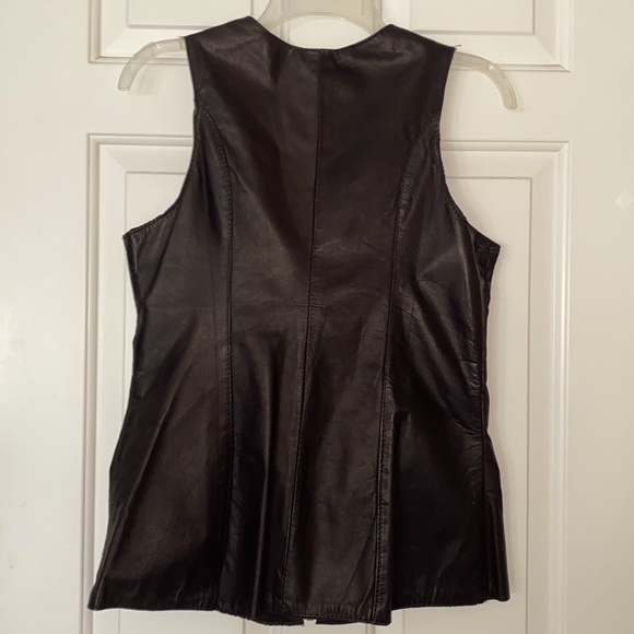 Beautiful Genuine Leather Vest - Picture 6 of 13